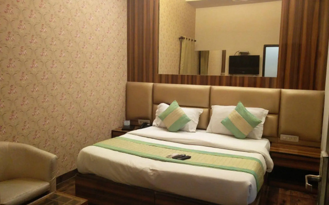 Rupam Hotel