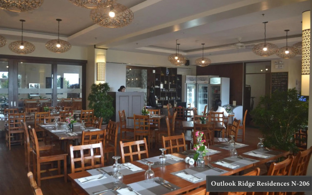 Outlook Ridge Residences N-206