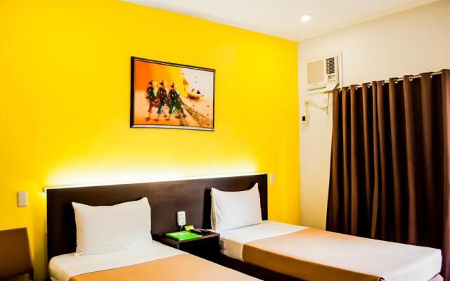 Seasons Hotel and Convention Center