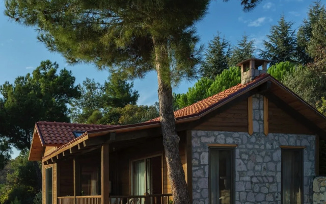 Simurg Inn