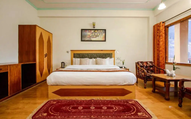 OYO 4581 Hotel Prini Palace