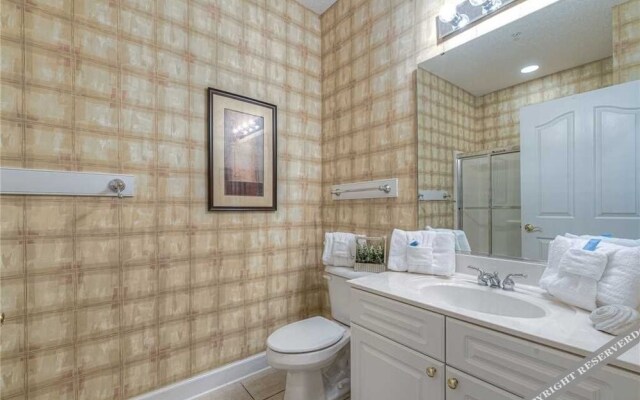 Exclusive Greenbriar Condo W/ Golf & Beach Shuttle Condo