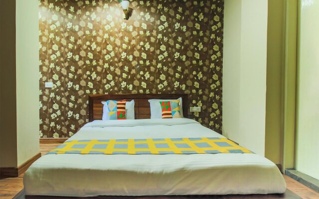 Pine Residency By OYO Rooms