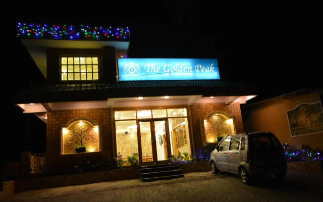 The Golden Peak, Hotel