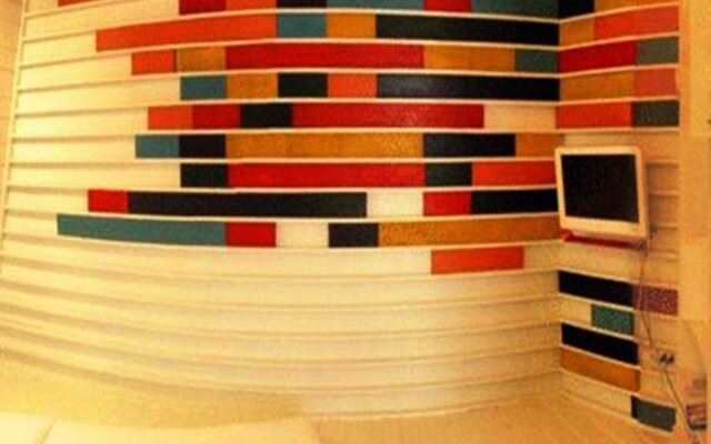 Mo Rooms