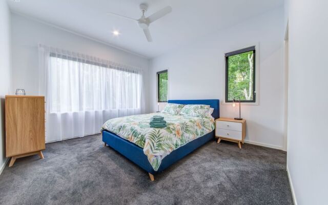 Hillside Haven Airlie Beach