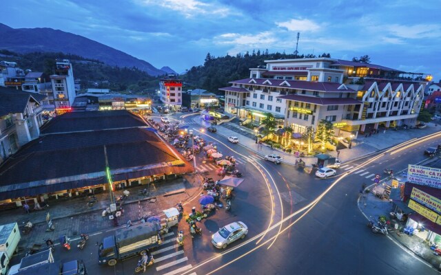 Sapa Full House Hotel