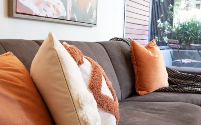 Stylish port Melbourne Pad - Rejuvenate