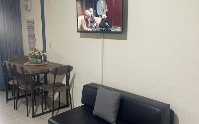 Loft in Siwar,2 min From Hotel Le Royal,incl Motor