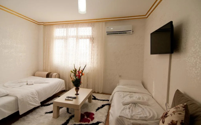 Bera House