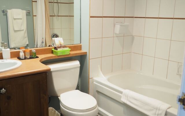 Apex Inn Studio Rm 306 1 Bedroom Condo