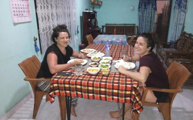 Nethmi Homestay & Restaurant