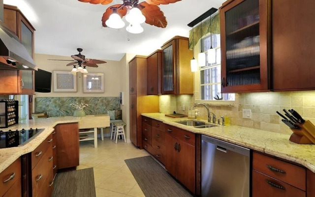 Hideaway Beach Penthouse 0 Beachfront, Gated Community, And Luxurious! 3 Bedroom Home by RedAwning