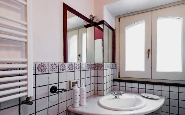 Gli Iris Apartments - Casa Fucsia by Wonderful Italy