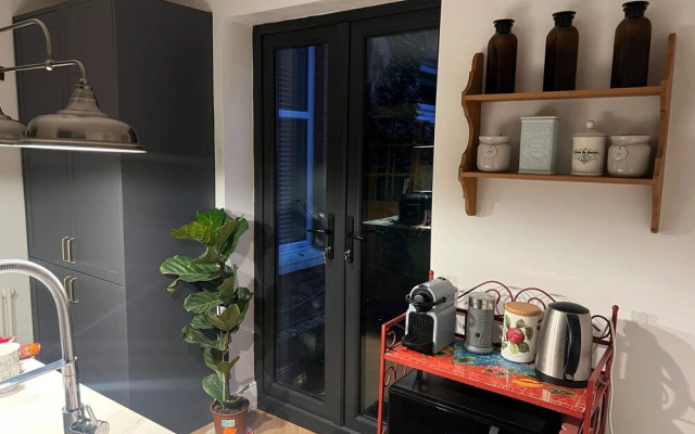 Seaside Apartment Bournemouth - Sleeps4-wifi
