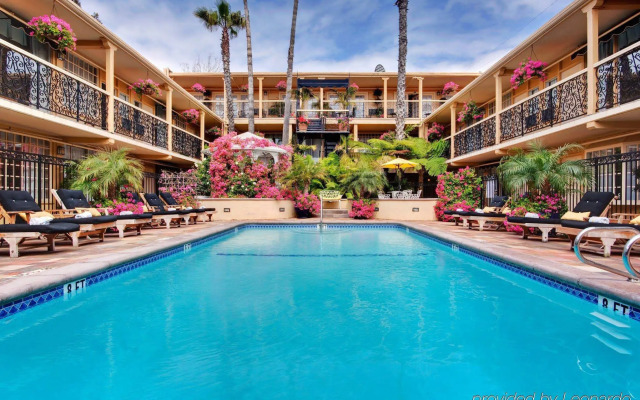 Holiday Inn Laguna Beach