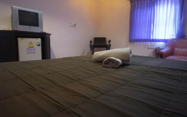 Palmy Resort Hotel