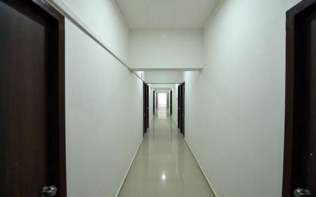 Oyo Flagship 45429 Mhasrul Gaon Dindori Rd
