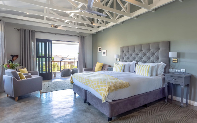 Whale Rock Luxury Lodge