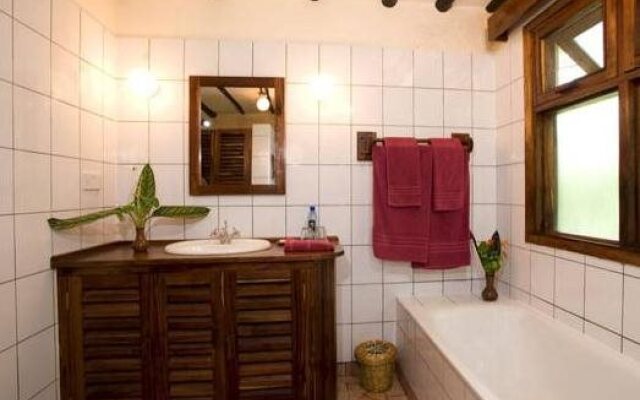 Moivaro Coffee Plantation Lodge