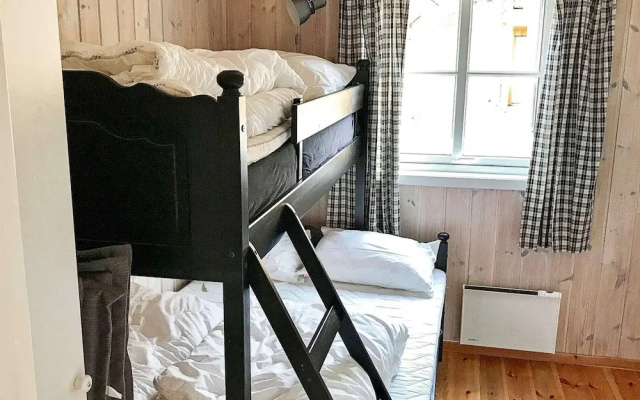 8 Person Holiday Home in Skulestadmo