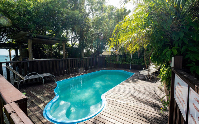 Apto elegante com piscina frente mar JBM304