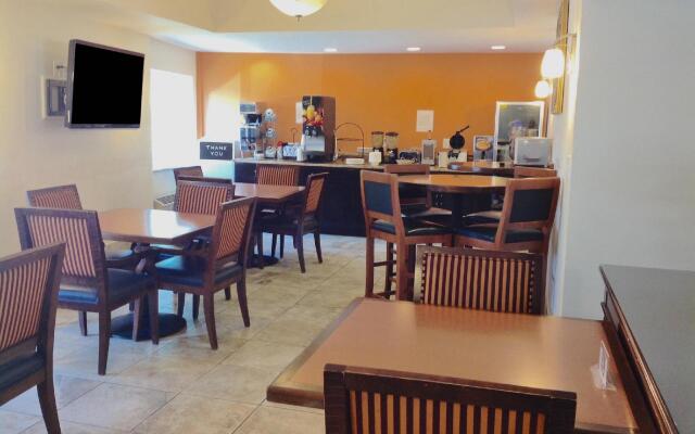 Motel 6 - Harrisburg, PA - Near PA Expo Center