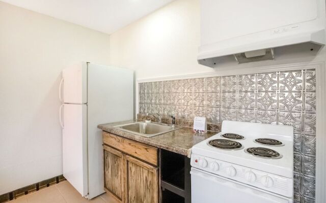 Hotel Eastin Riverwalk