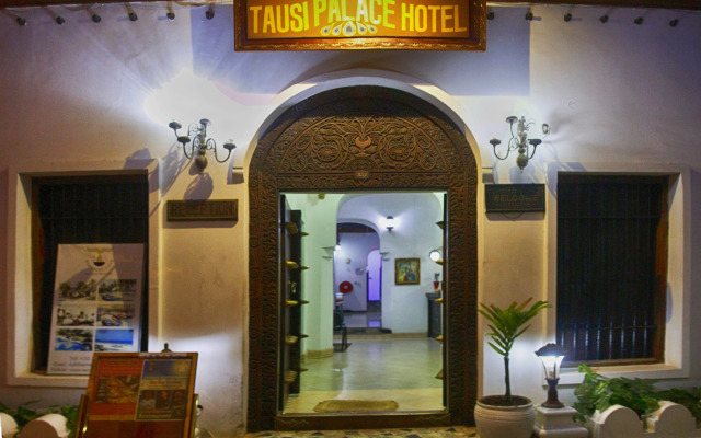 Tausi Palace Hotel