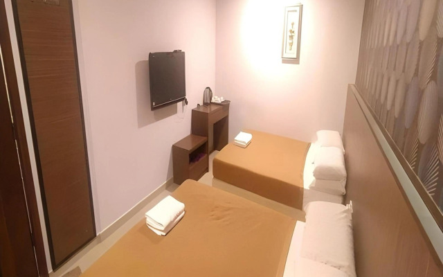 OYO 768 Fajar Baru Boutique Hotel