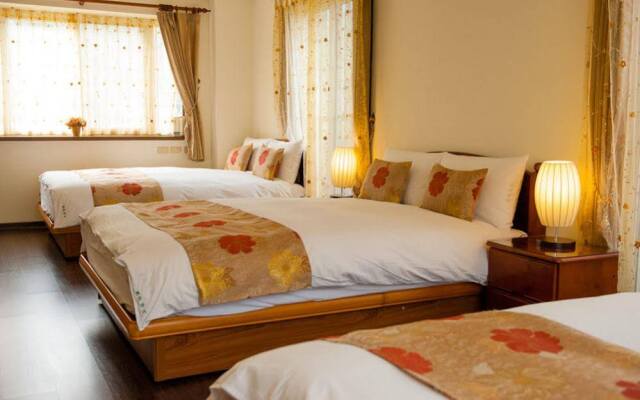 Deep Breathing B&B Toyotomi Hideyoshi Gallery