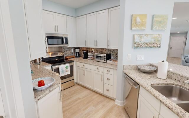 Oceania 506 3 Bedroom Condo by RedAwning