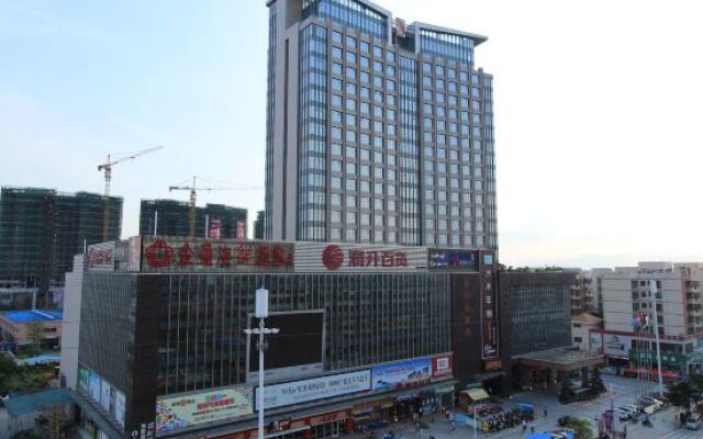 Golden Phoenix International Hotel