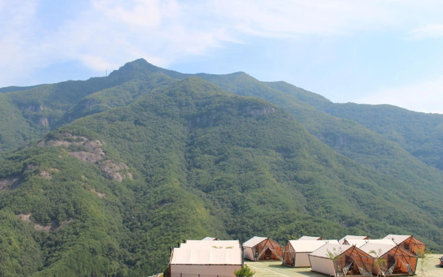 Muju ppalgang chima resort glamping