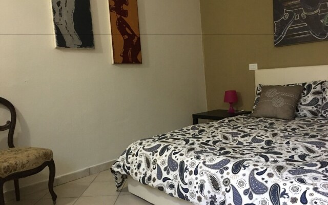 Pisa Suites Apartments