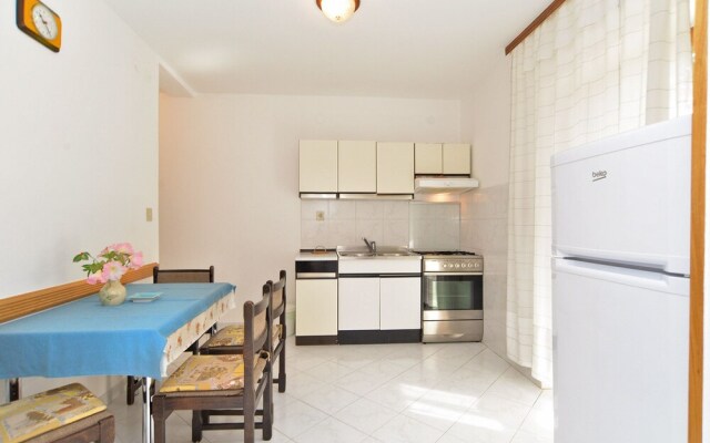 Apartment Josip 828