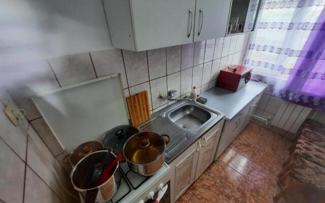 Apartament Et2 Strada Rozelor