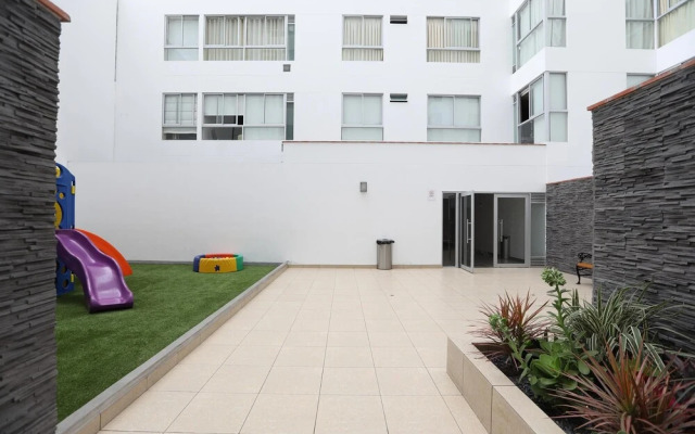 Vistas espectaculares en tranquilo apt