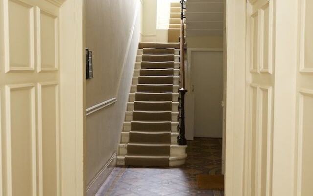 A Place Like Home - Lovely Flat in Pimlico Area