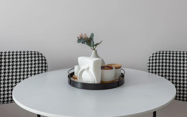 Apartmens PTS (Apartmens PTS) on Kolpakov street 44