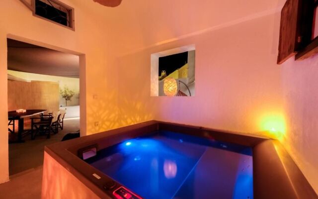 Pasithea Suites