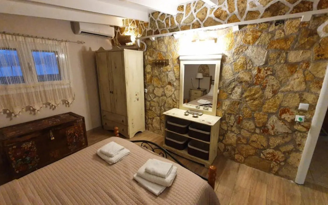 Captain Mike's Villa