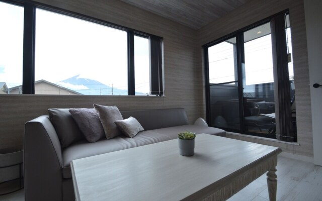 enico.Mt.Fuji peace