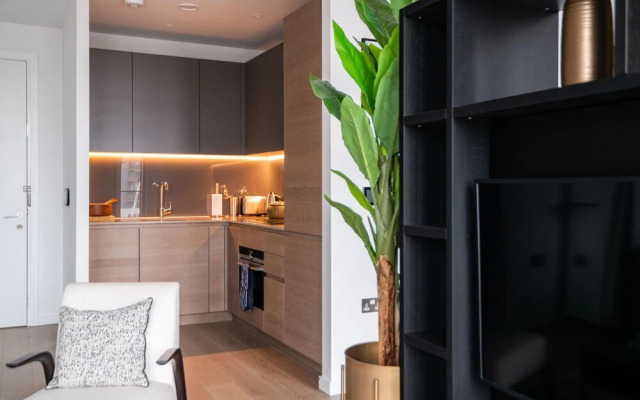 Immaculate New Studio Apartment in Canary Wharf