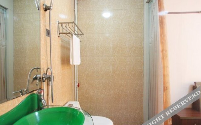 Huaifang Hengtai Business Inn