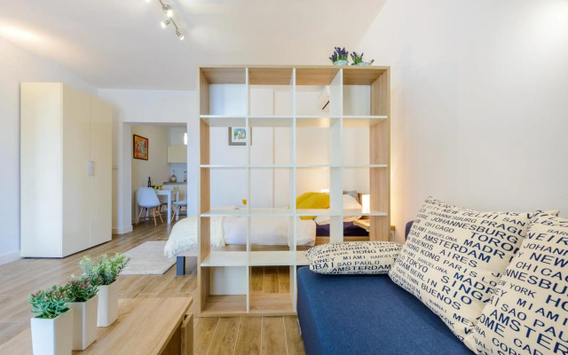 Tandem Apartments with Swimming pool