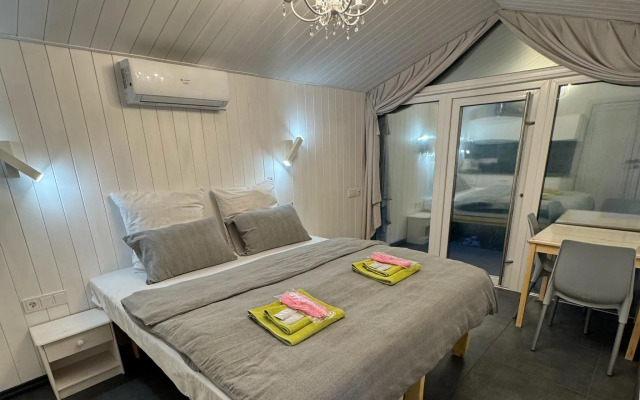 Зелёный колобок