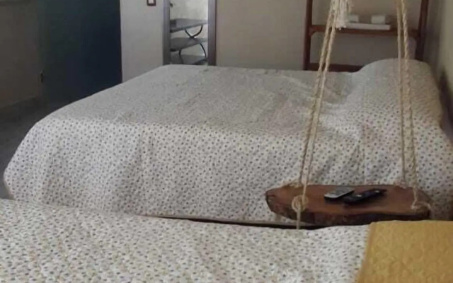 Iguana Rana Cabins Bacalar