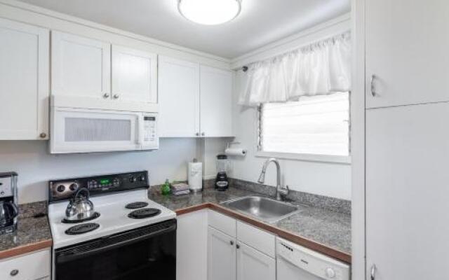 Lahaina Luxury Beach Condos