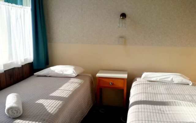 Bings Motel